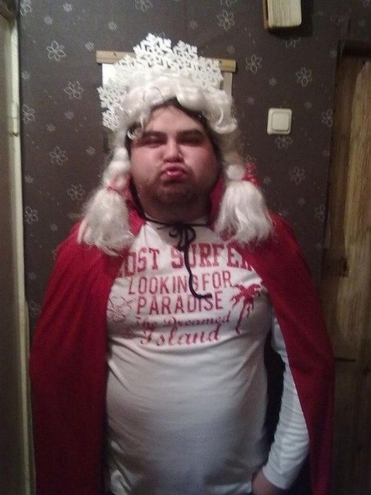 Страшные парни из социальных сетей