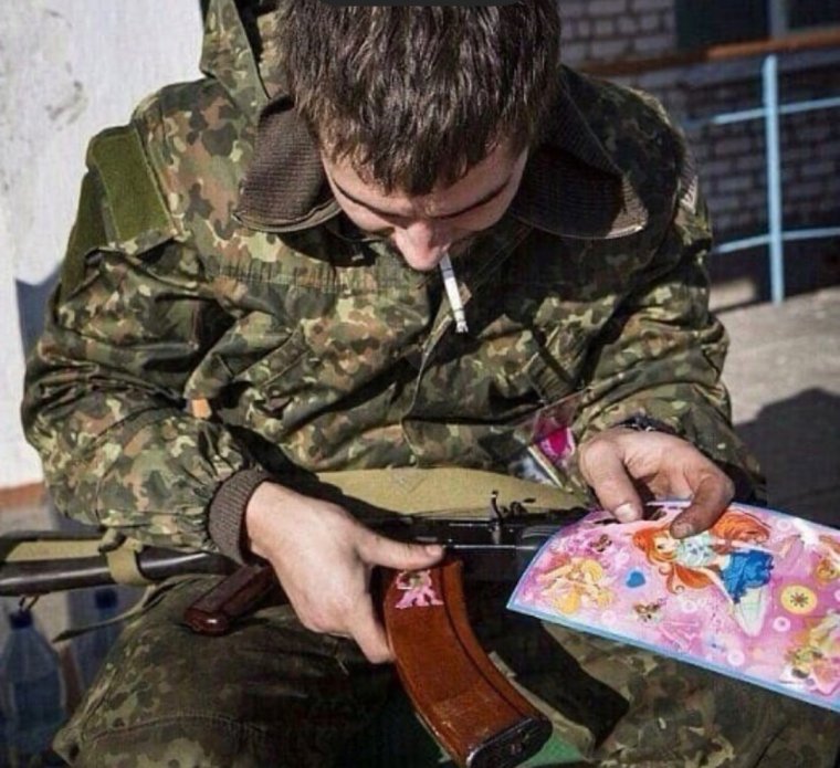 Обезьяна солдат