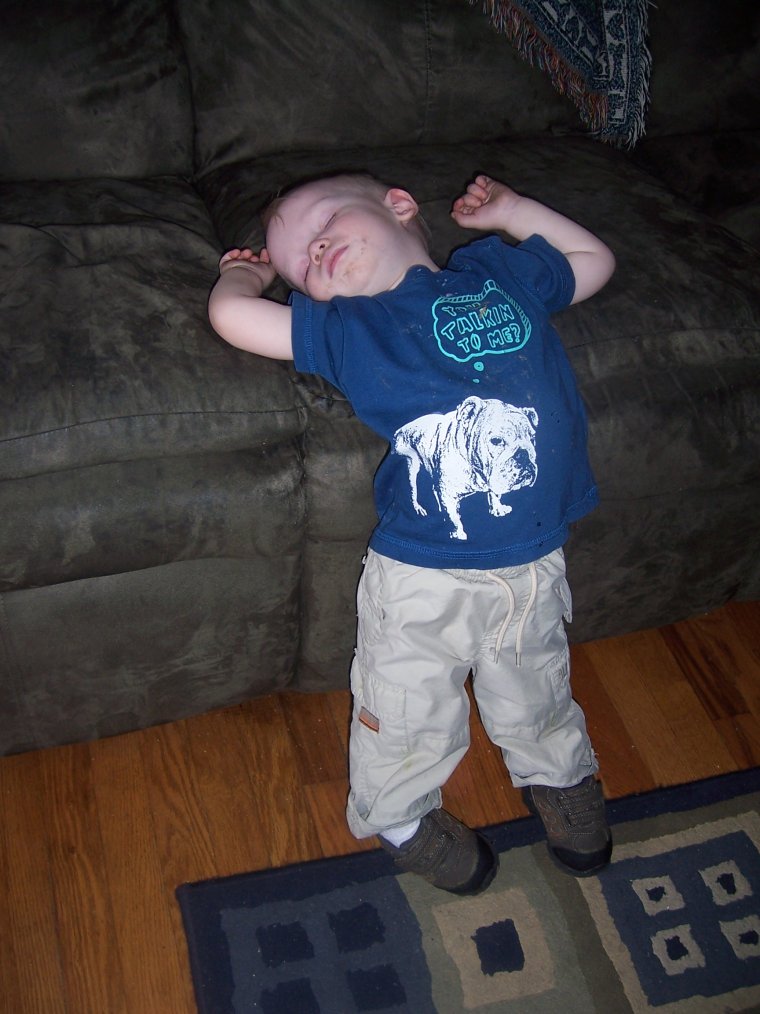 Смешные спящие дети