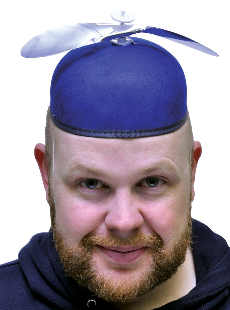 Шапка с пропеллером