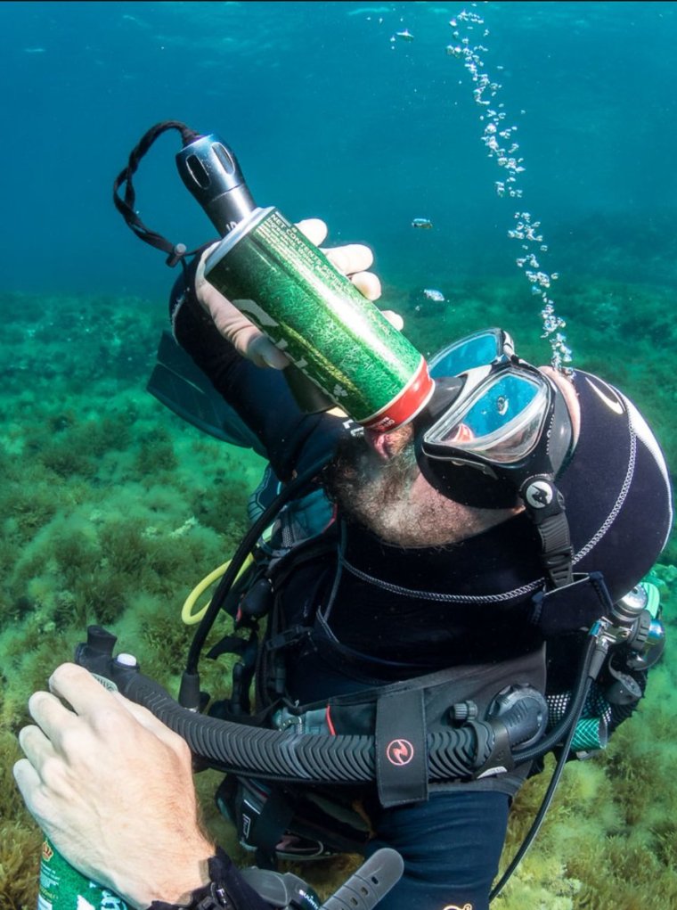Пьяный аквалангист