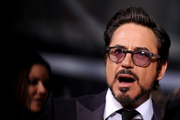 Ро́берт да́уни-мла́дший