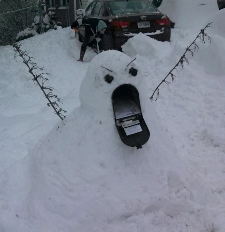 Смешной сугроб