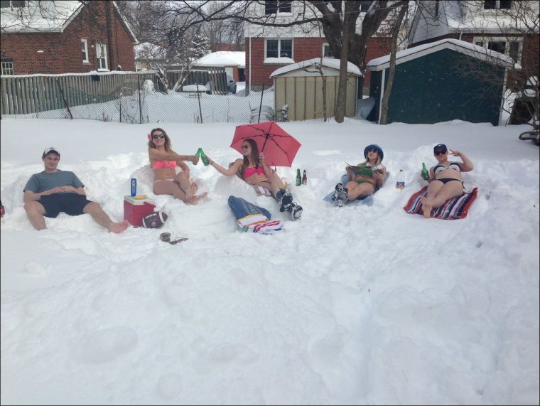 Лето зимой прикольные