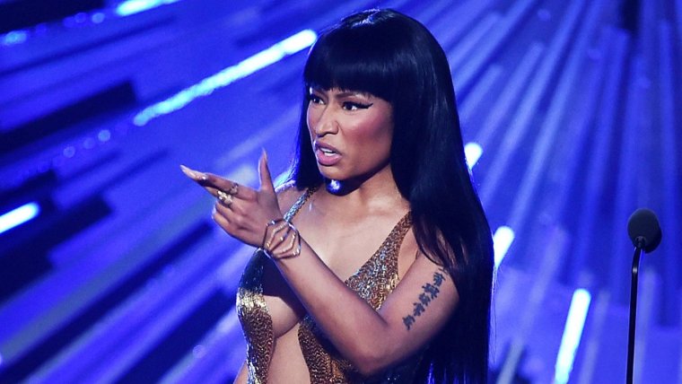 Nicki Minaj грудь 2020