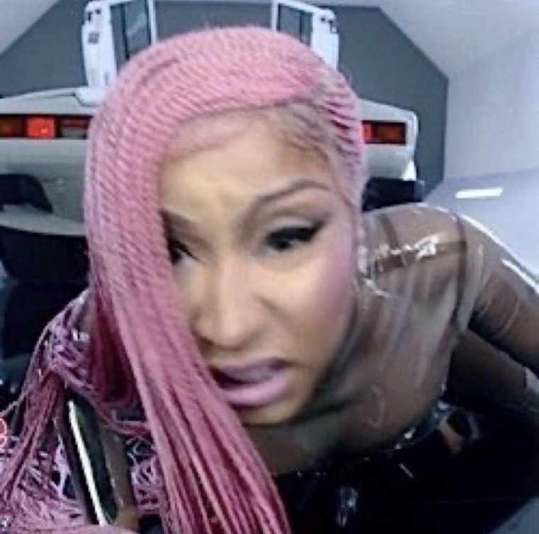 Ники Минаж ресницы