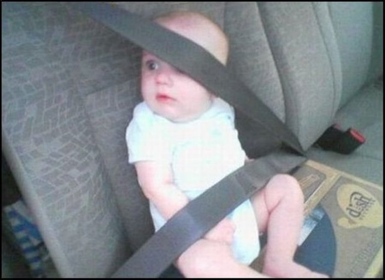 Смешные детские автокресла