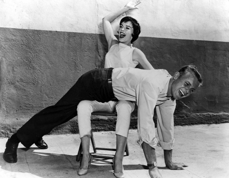 Наказать мужчину