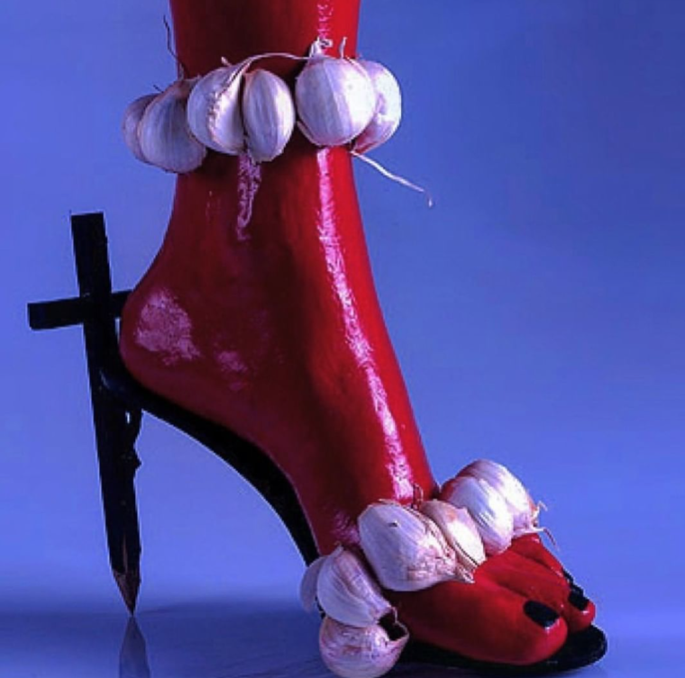 Смешные ботинки женские