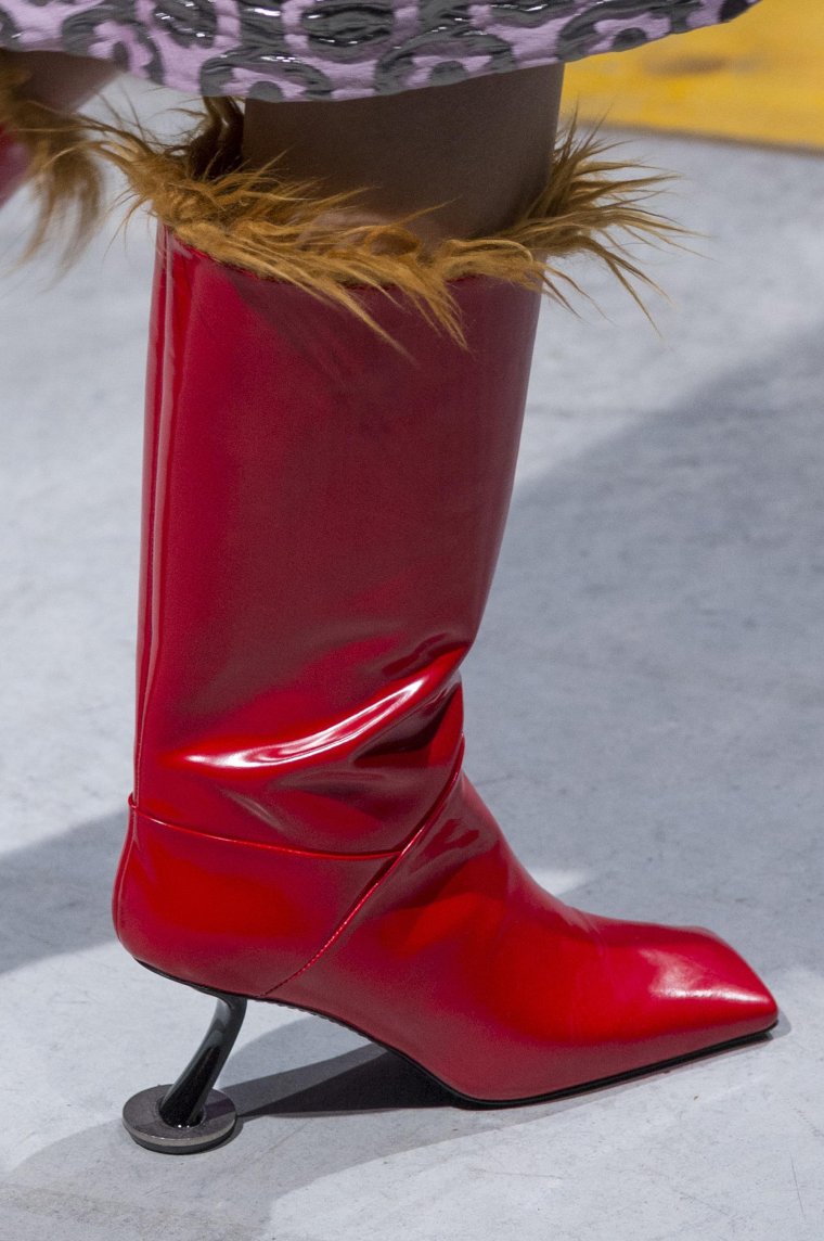 Смешные сапоги женские