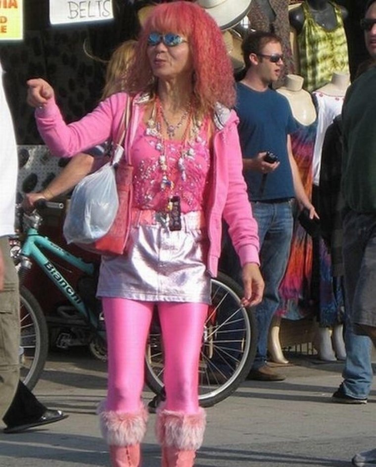 Смешная одежда на улице