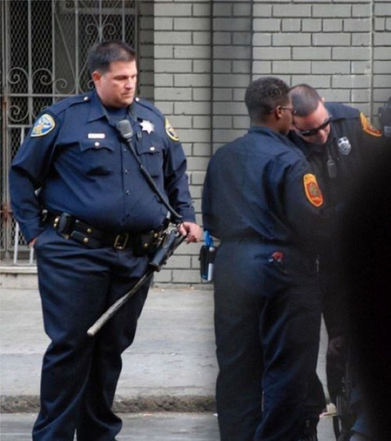 Толстые полицейские