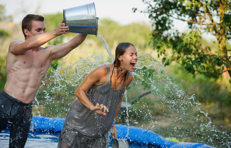 Мемы про горячую воду