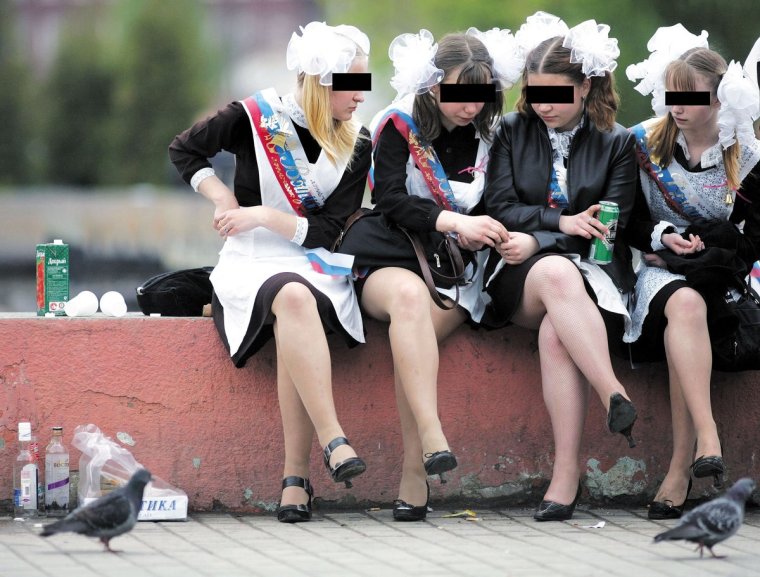 Школьницы выпускной