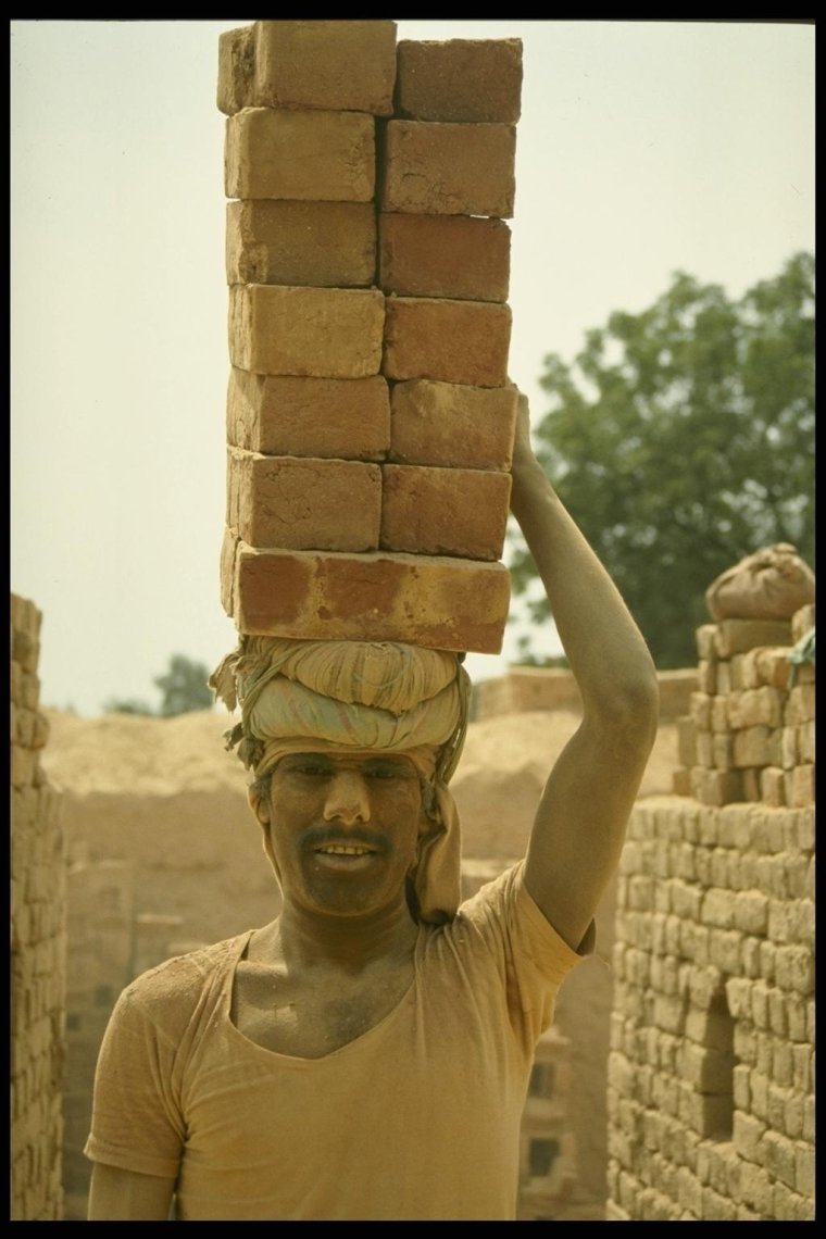 Кирпичный человек