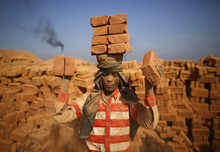 Кирпич на голову