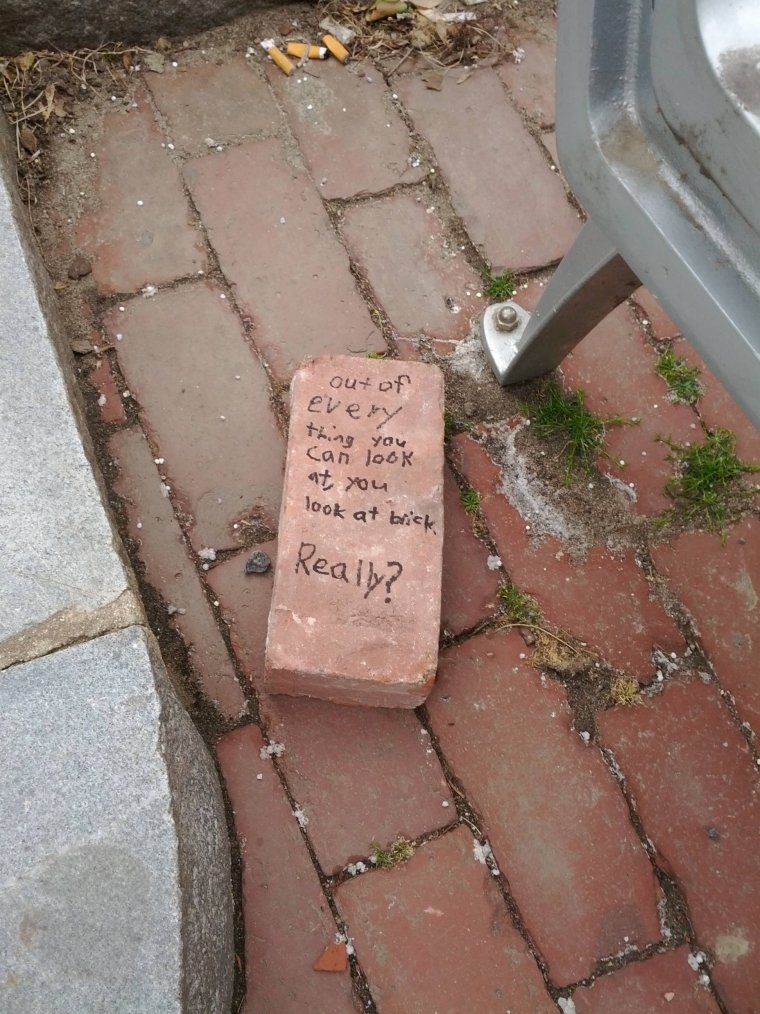 Кирпич смешные картинки