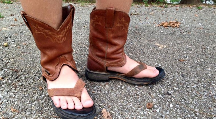 Уродливые ботинки