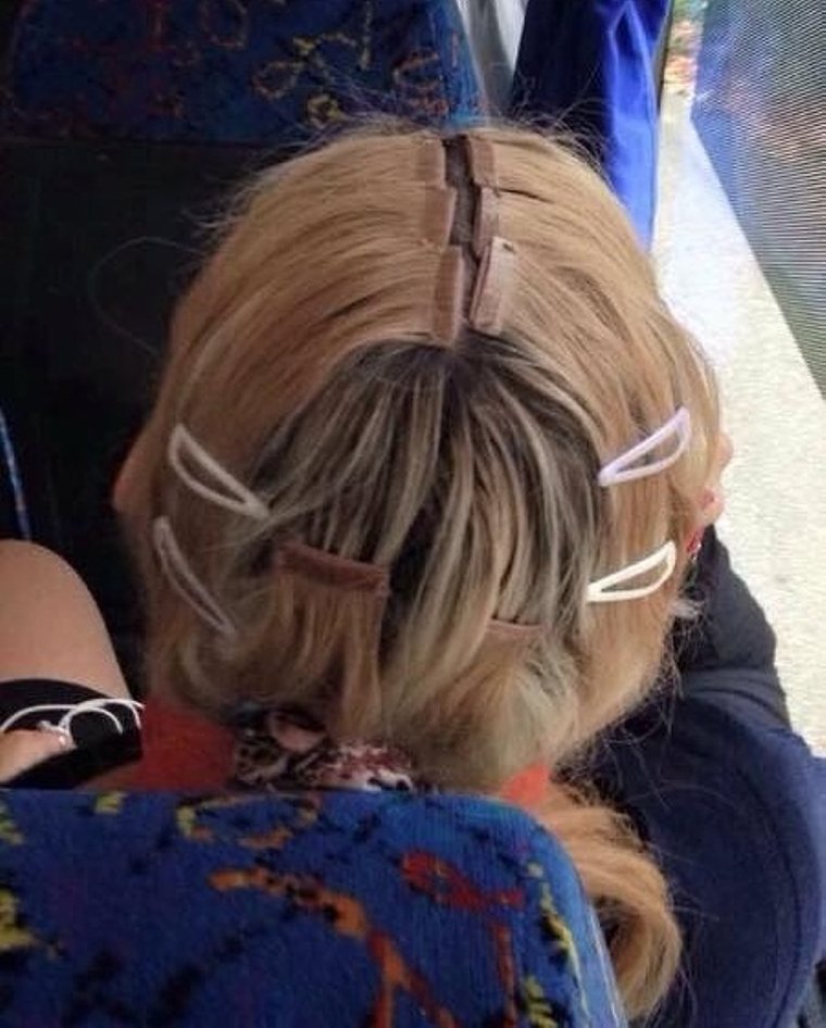 Высокие прически для нарощенных волос