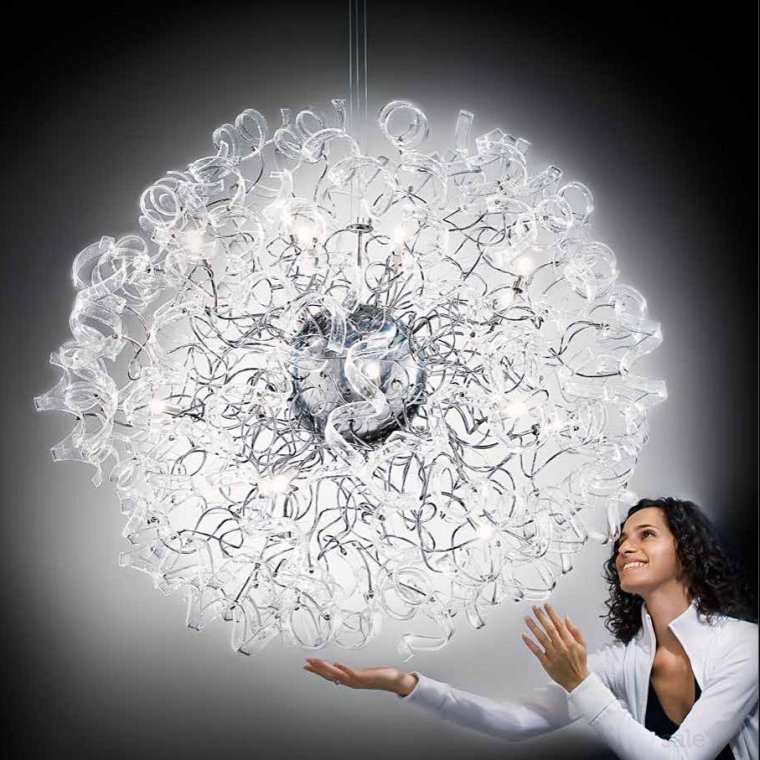 Креативная реклама светильников