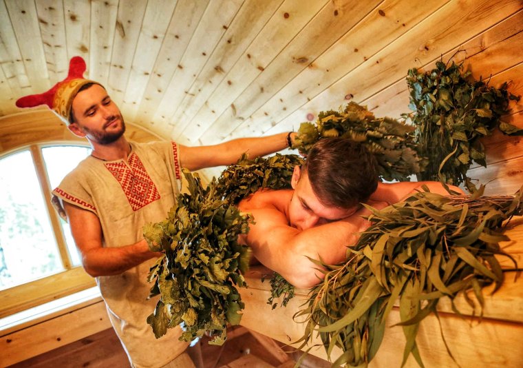 Парильщик в бане