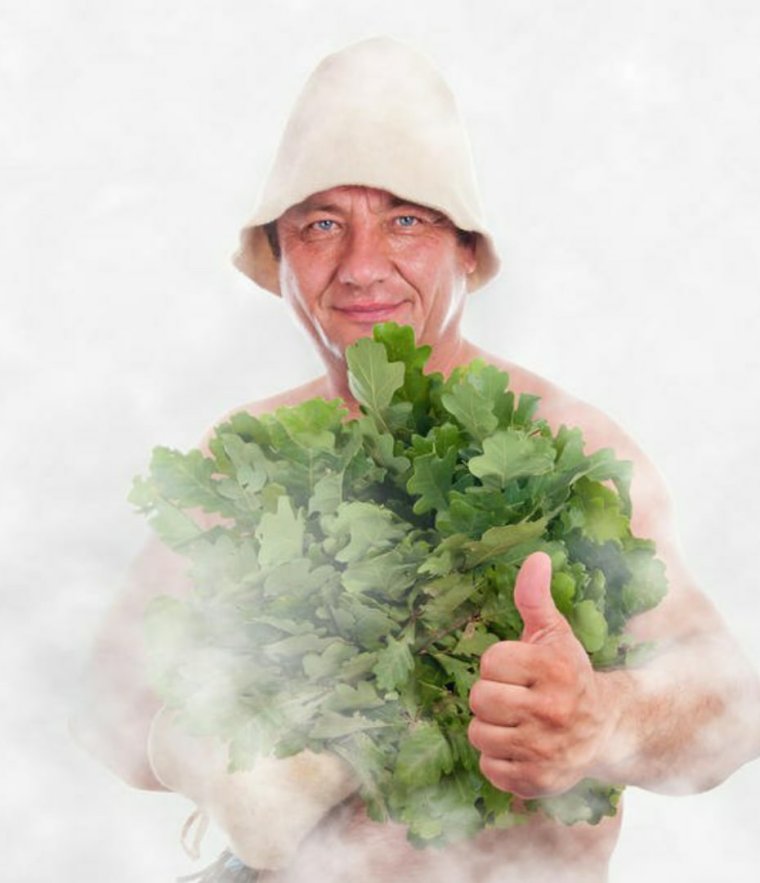 Мужик в банной шапке