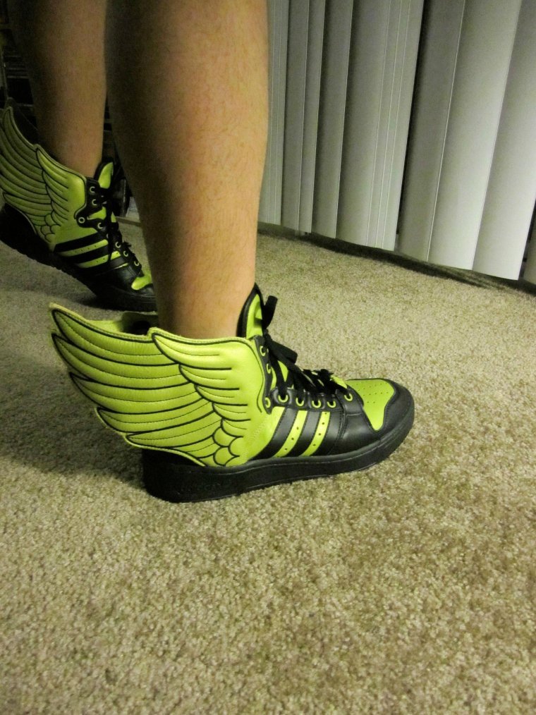 Прикольные кроссовки