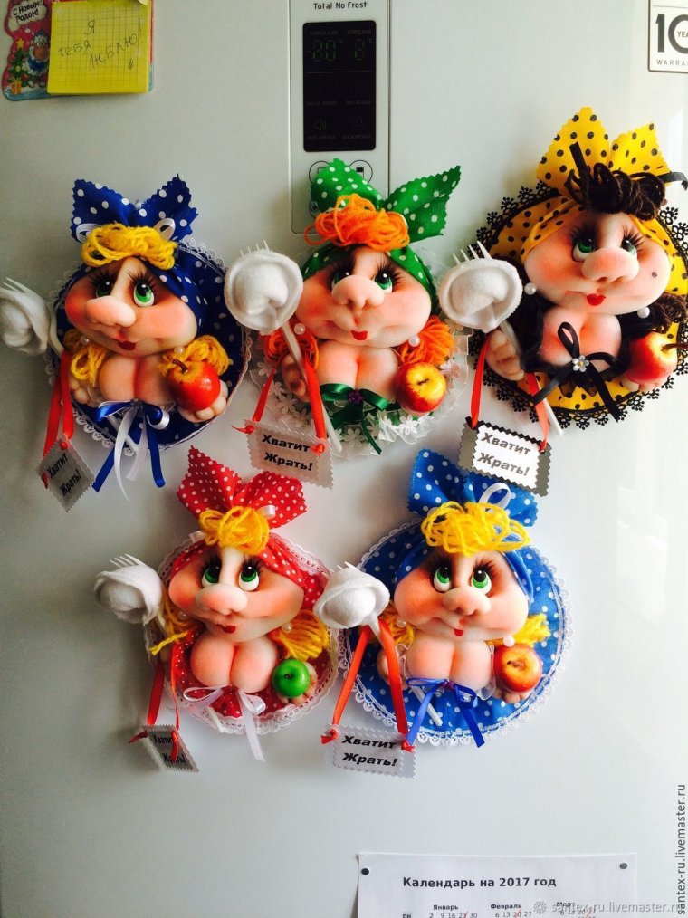 Кукла магнит на холодильник