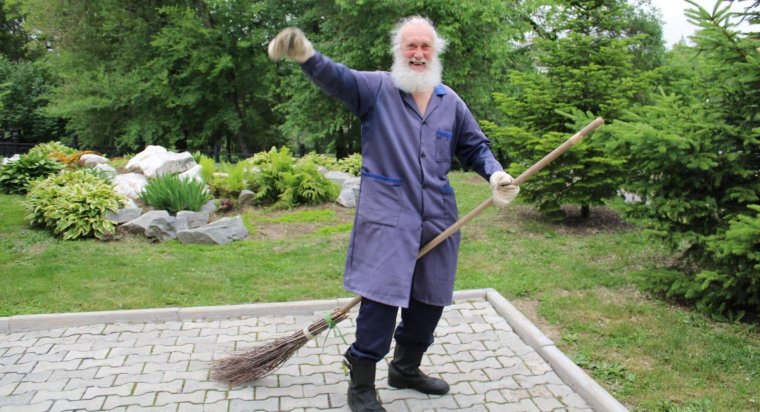 Дворник тележечник