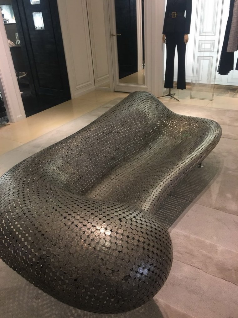 Приколы про мягкую мебель