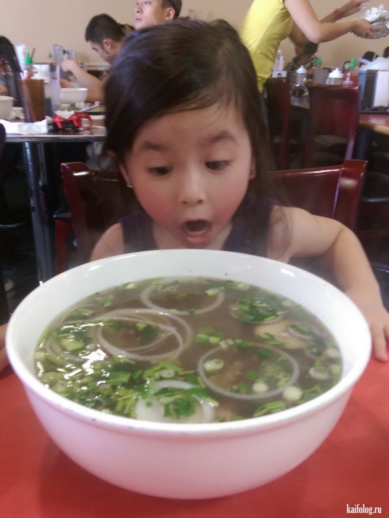 Большая тарелка супа