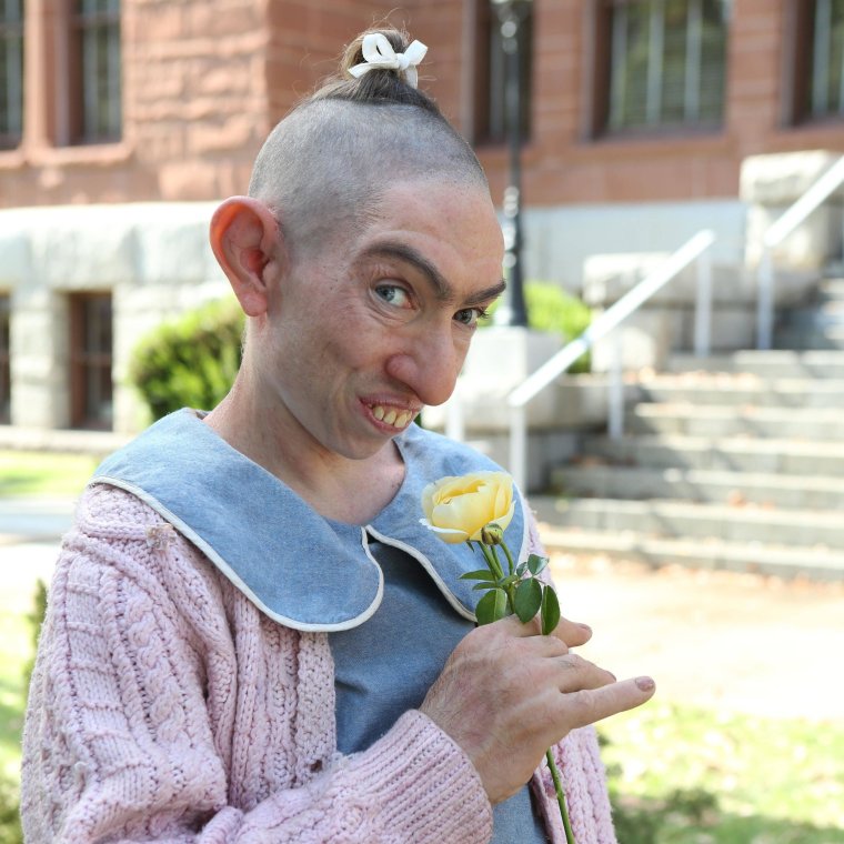 Пеппер аиу цирк уродов