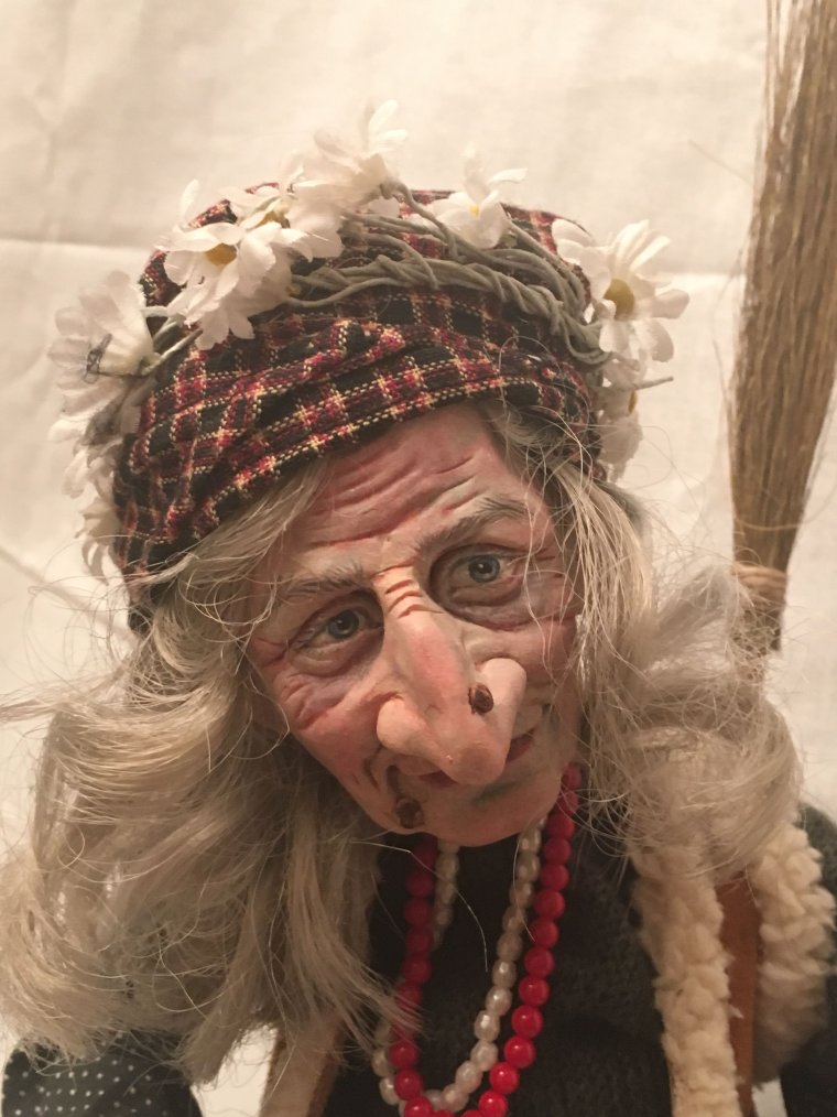 Две толстые женщины