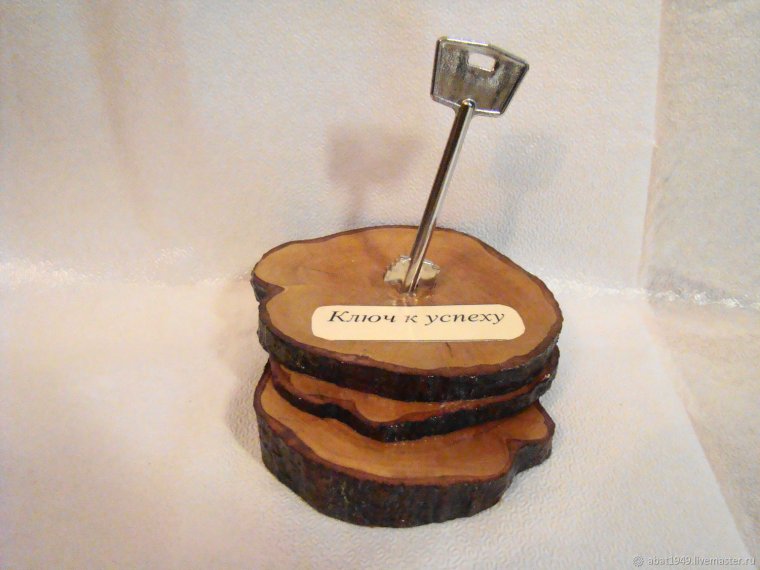 Смешные подарки из дерева