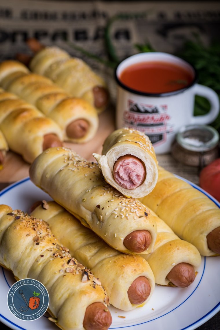Вкусные сосиски в тесте