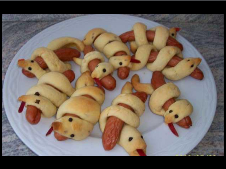 Домашние сосиски в тесте