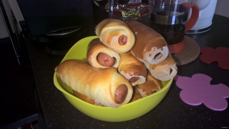 Красивые сосиски в тесте