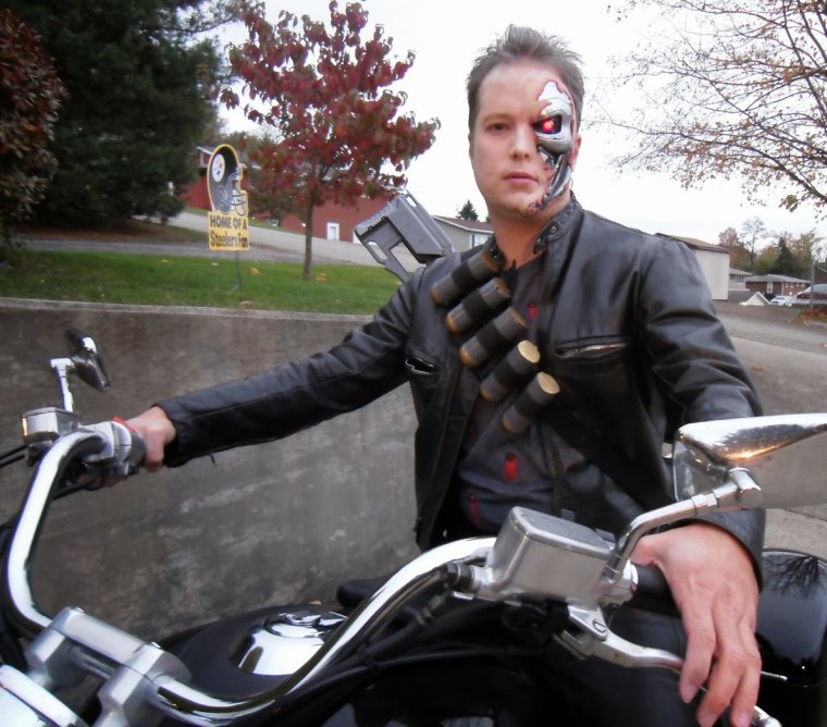 Терминатор на мотоцикле