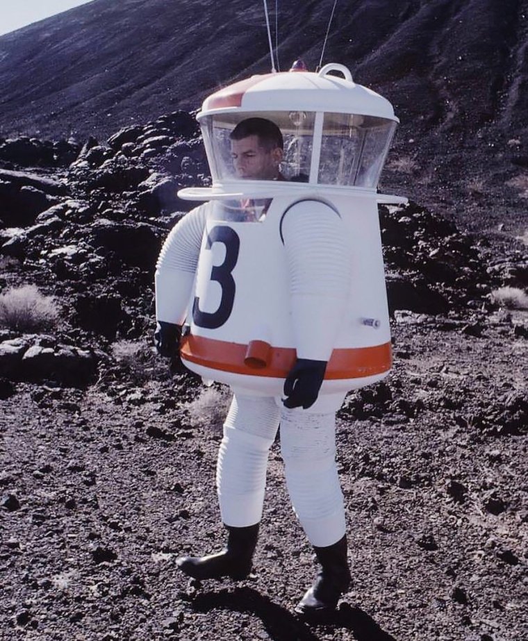 Смешной скафандр