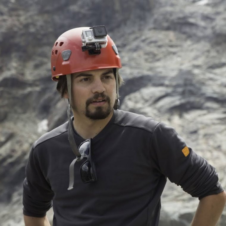 Кот в скафандре