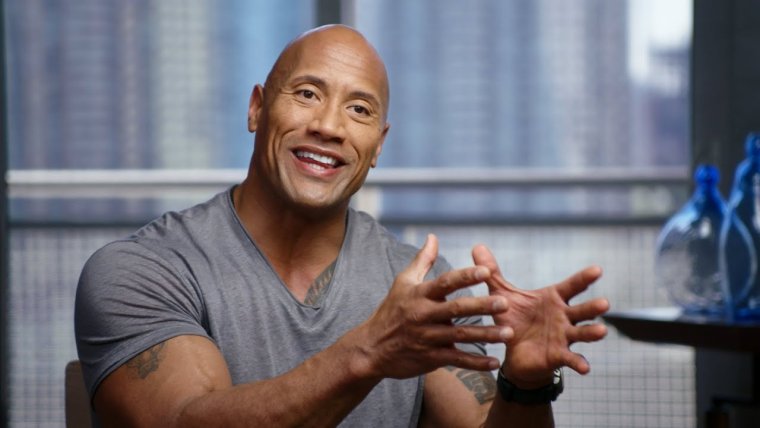 Дуэйн скала Джонсон кричит