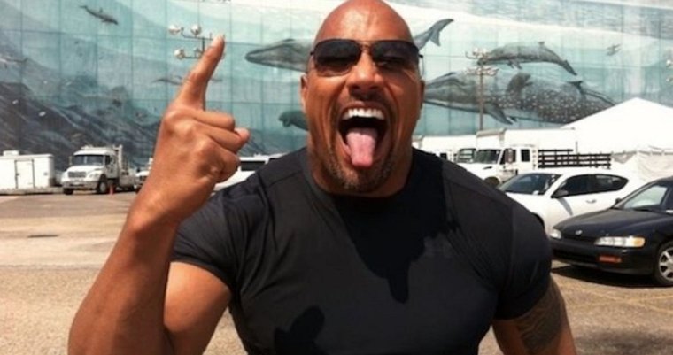 Надристал Двейн скала Джонсон