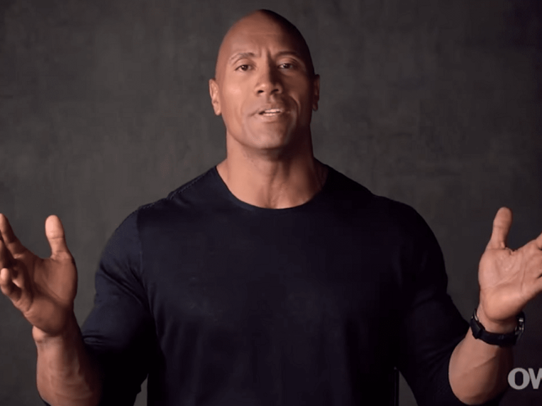 Ладонь Дуэйна Джонсона