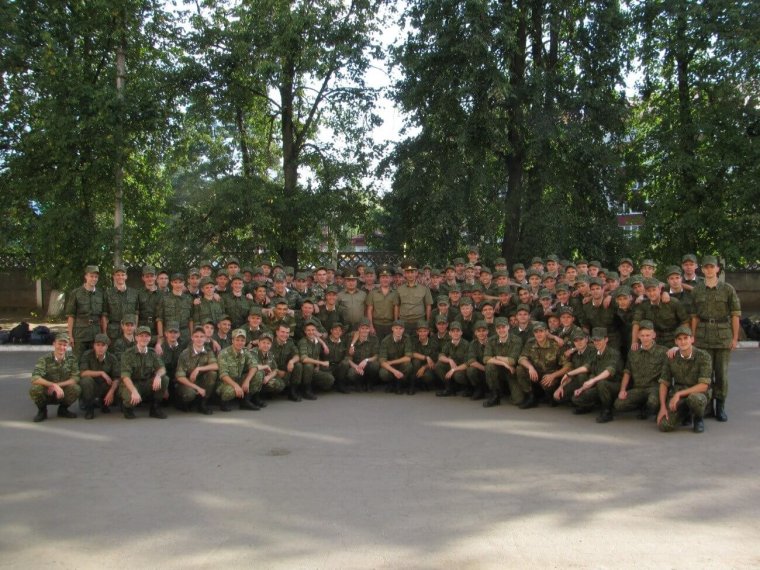 Зелёною весной под старою