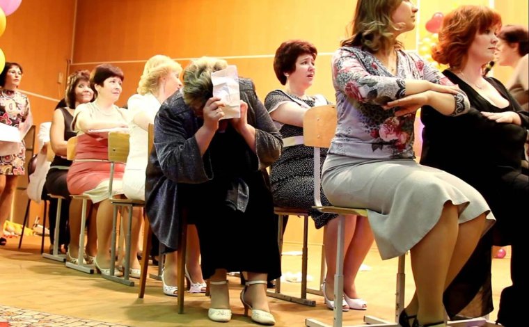 Школьный выпускной с учительницей