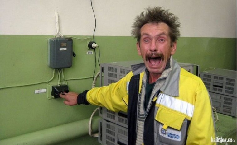 Электромонтажник прикол