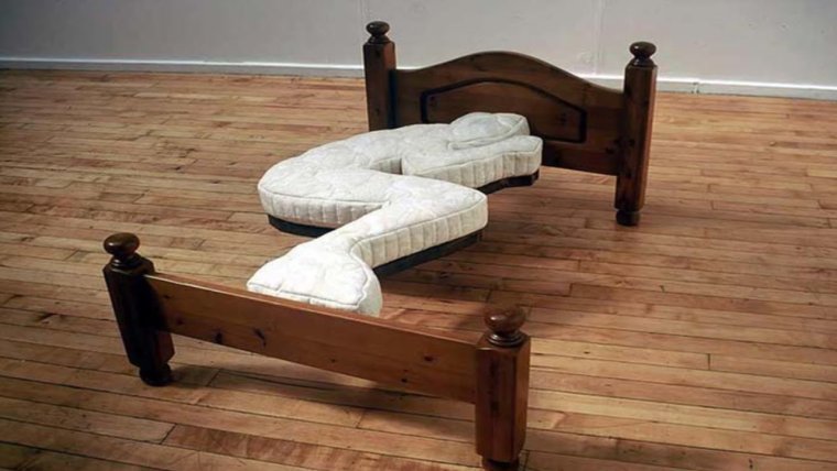 Демотиваторы про кровать