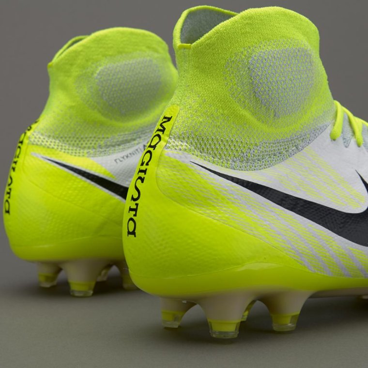 Бутсы найк Magista