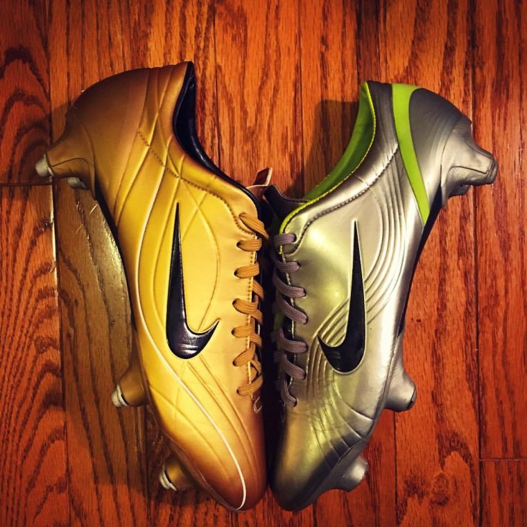 Бутсы Nike r9 золотые