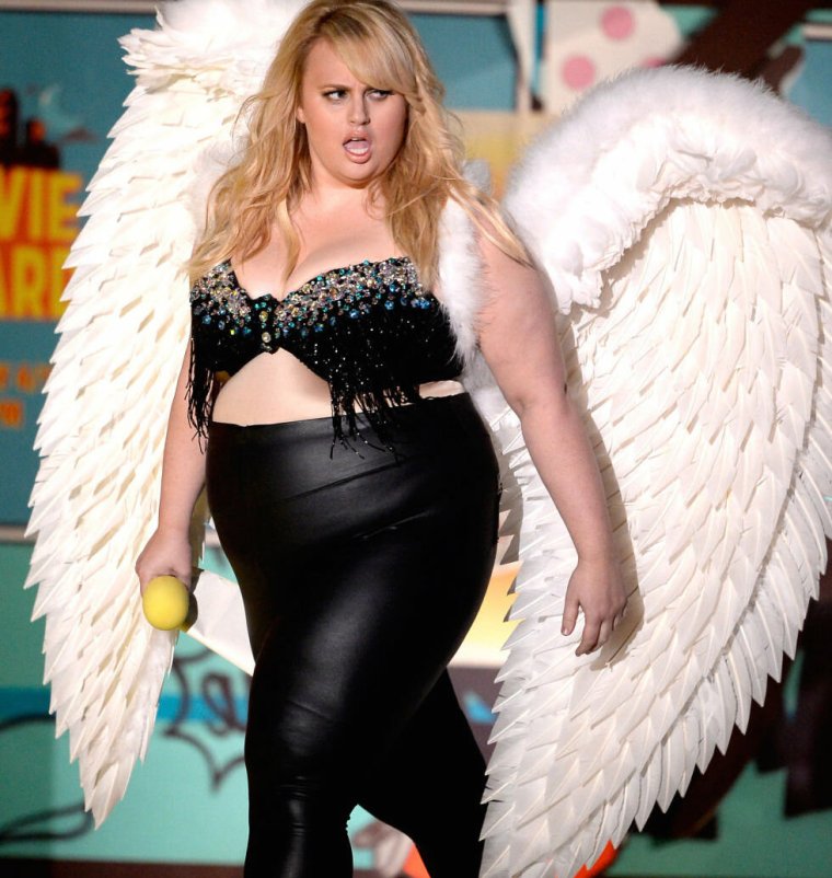 Ребел Уилсон в Нижнем белье